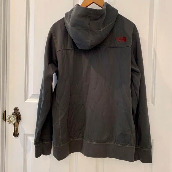 Men’s North Face zip up hoodie - Picture 4 of 6